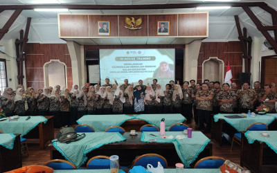 SMA Negeri 2 Purwokerto Selenggarakan In House Training untuk Meningkatkan Profesionalitas Guru